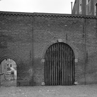 Balkensloots Oude sluis en het poortje naar het Frederiksoord